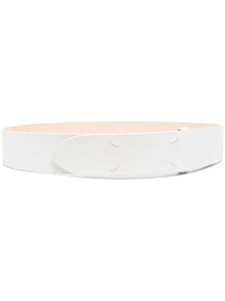 Maison Margiela grained four-stitch belt - White Cover