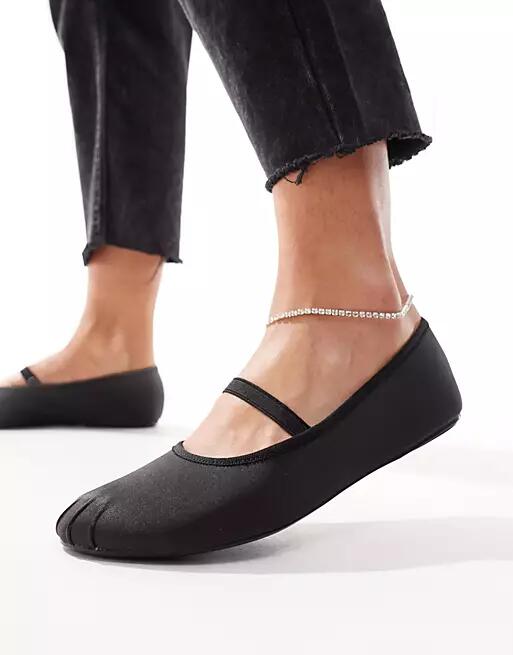 Pull & Bear silky ballet pump with strap in black Cover