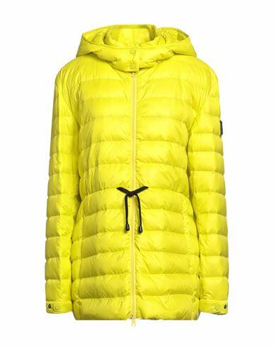 Historic Woman Puffer Yellow Polyamide Cover