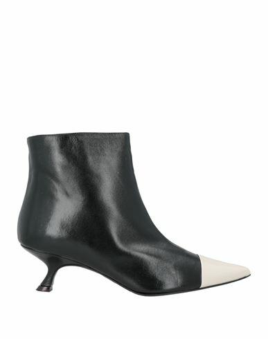 Marc Ellis Woman Ankle boots Black Leather Cover