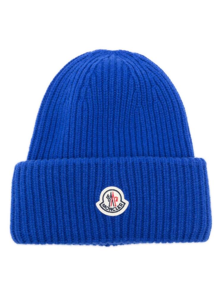 Moncler logo-patch ribbed-knit beanie - Blue Cover