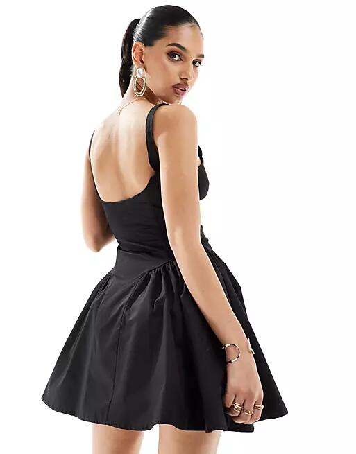 Kaiia sweetheart neckline skater mini dress in black Cover