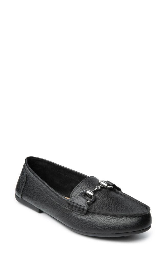 Me Too Dayne Loafer in Black Cover