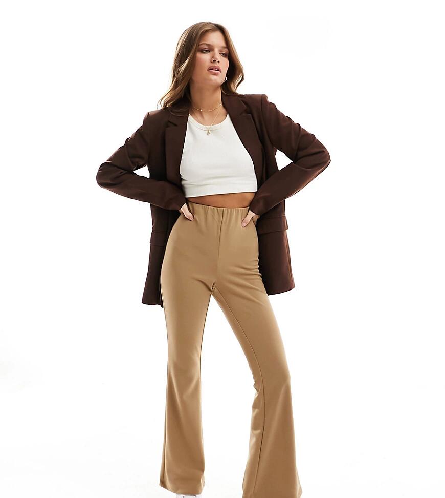 Vero Moda Petite jersey flare pants in beige-Neutral Cover