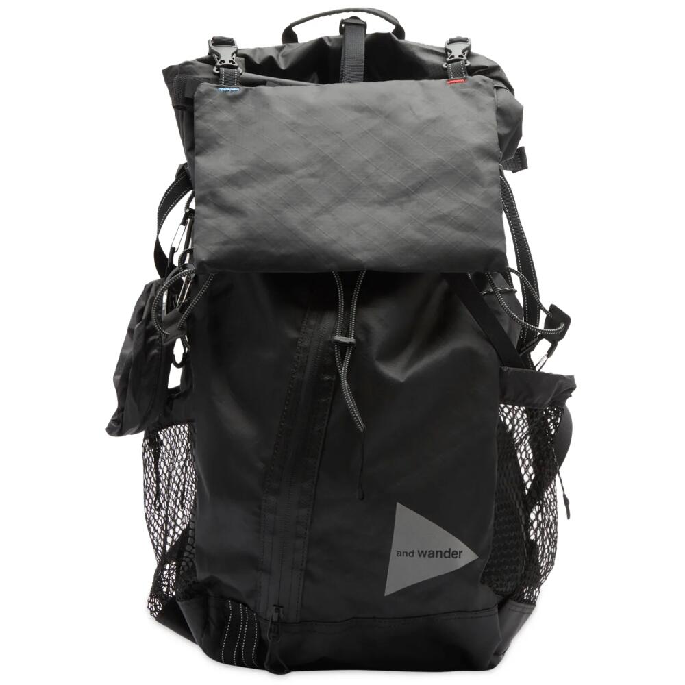 and wander Men's ECOPAK 30L Backpack in Black Cover