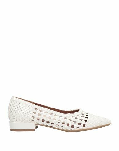 Pas De Rouge Woman Ballet flats White Leather Cover