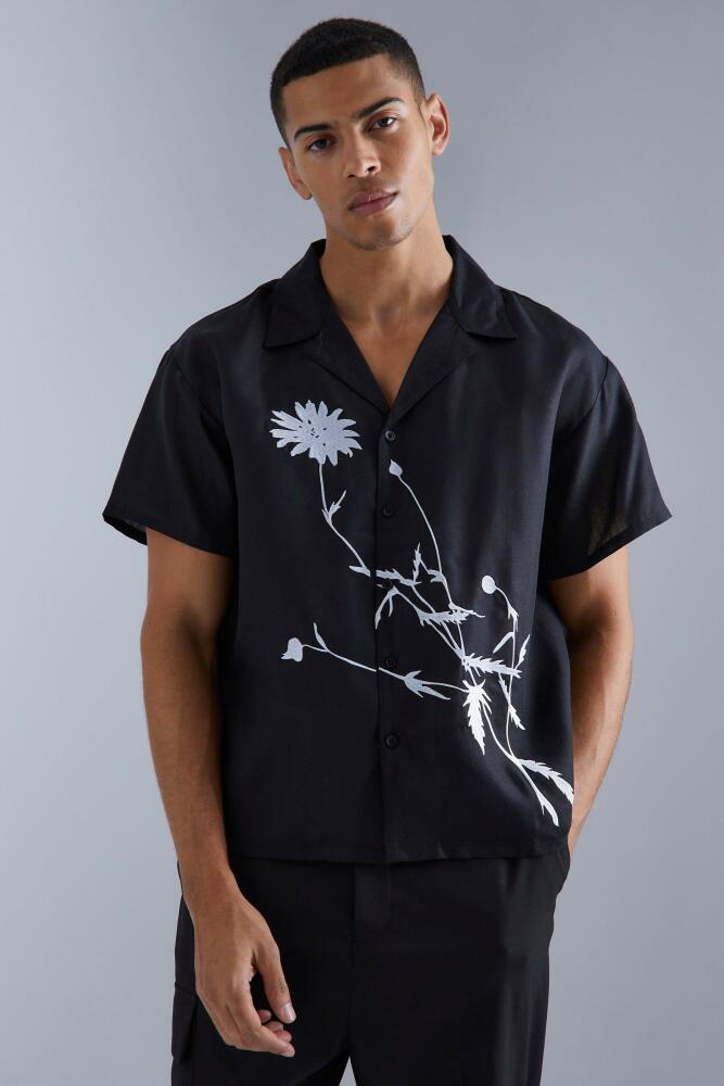 boohoo Mens Short Sleeve Floral Embroidered Boxy Shirt - Black Cover