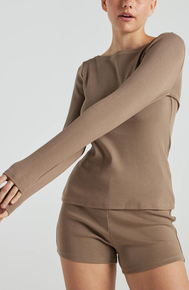 Losano Serene Rib Long Sleeve Top in Pine Bark Cover