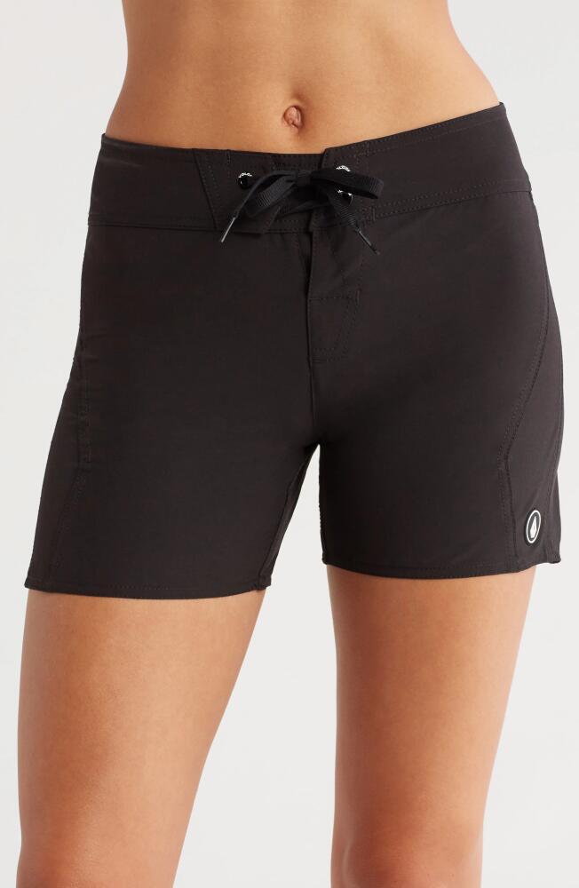 Volcom Simply Solid 5-Inch Board Shorts in Black Cover