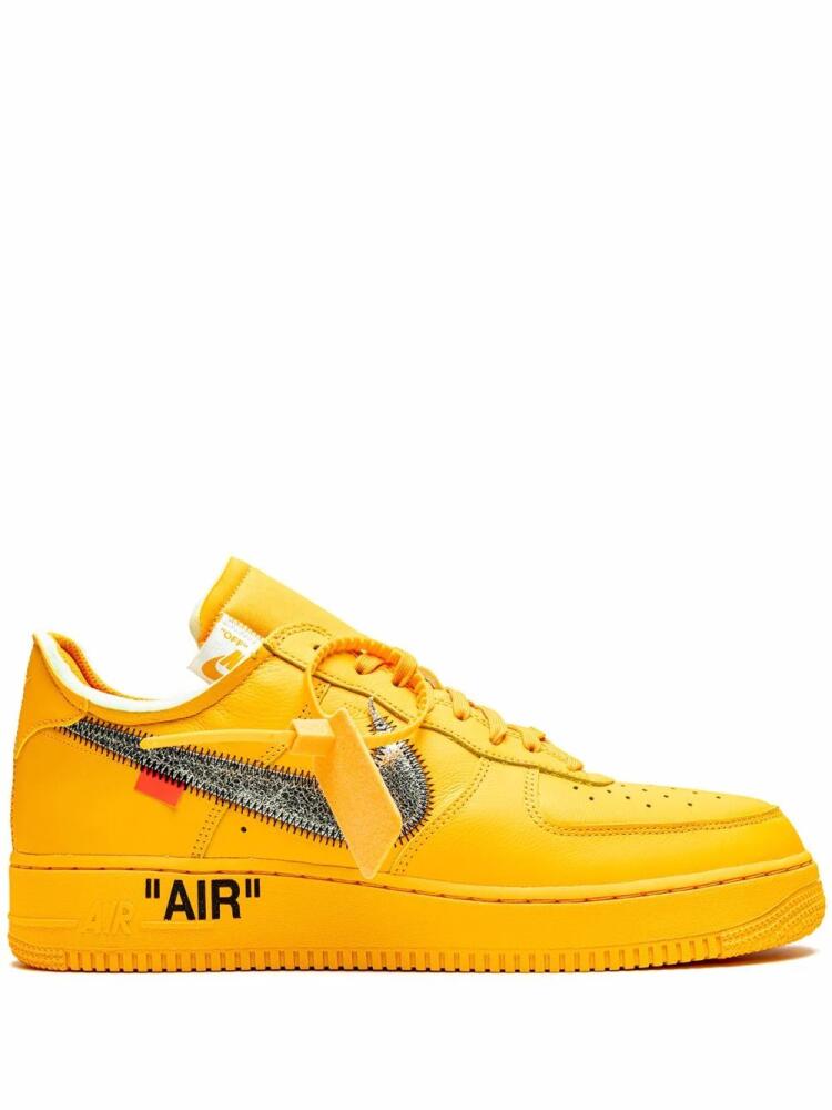 Nike X Off-White Air Force 1 Low "University Gold" sneakers - Yellow Cover