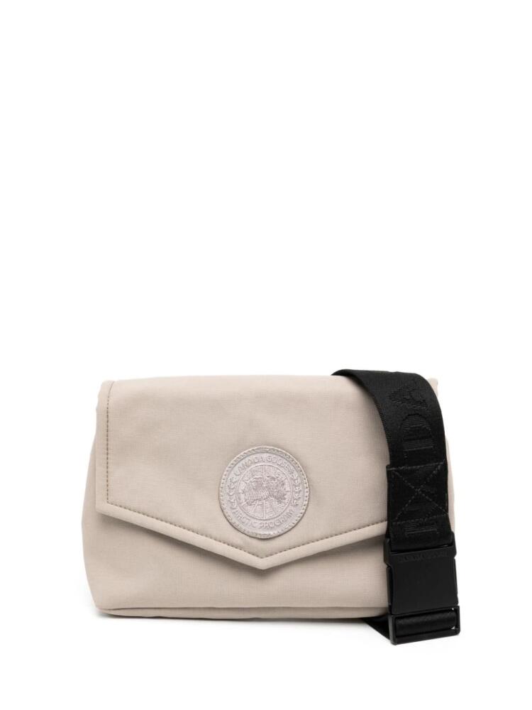 Canada Goose mini waistpack bag - Grey Cover