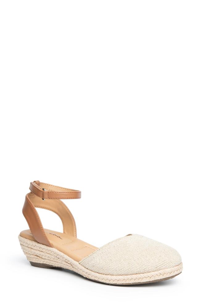 Me Too Nikkie Espadrille in Natural Cover