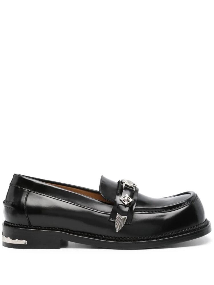 Toga Virilis stud-detailing loafers - Black Cover