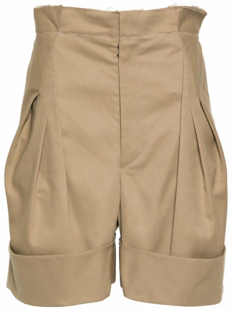 Maison Margiela Skater pleat-detail shorts - Neutrals Cover