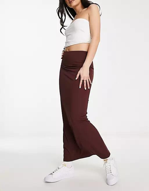 Pull & Bear slinky column maxi skirt in aubergine-Purple Cover