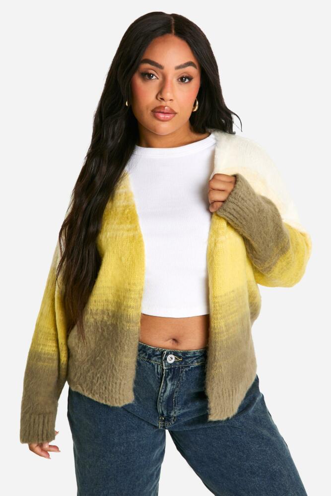 boohoo Womens Plus Fluffy Ombre Knit Cardigan - Green Cover