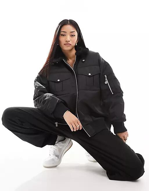 Nike Jordan jacket in black Cover