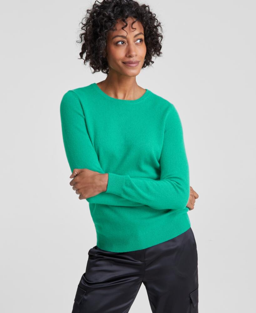 Charter Club 100% Cashmere Women's Long-Sleeve Crewneck Sweater, Regular & Petites, Created for Macy's - Peacock Green Cover