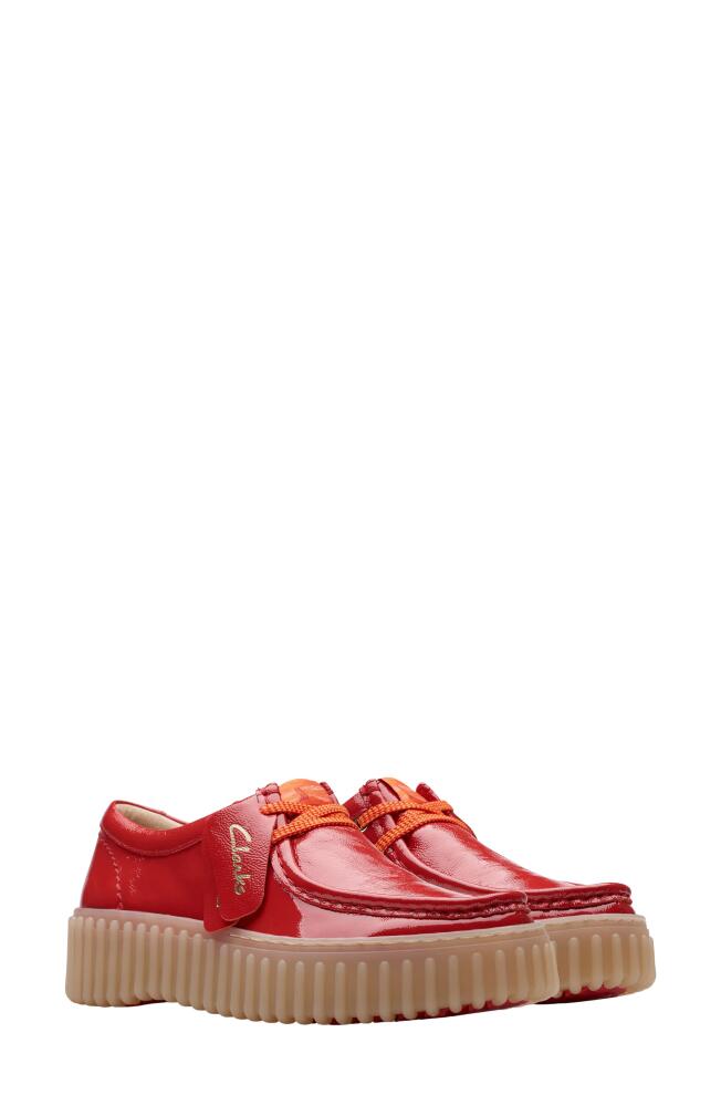 Clarks(r) Torhill Bee Chukka Sneaker in Red Patent Cover