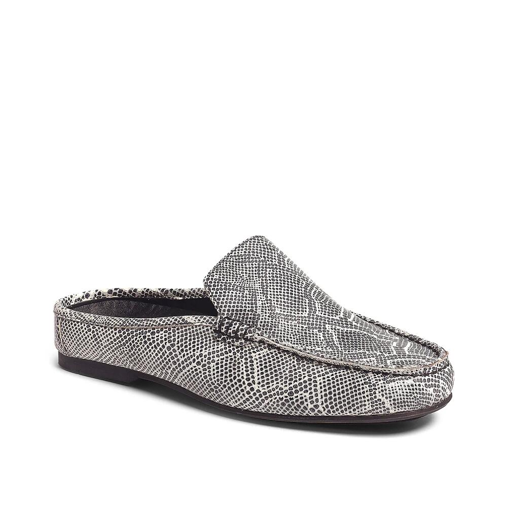 Carlos by Carlos Santana Hector Mule | Men's | Black/White Snake Print Cover