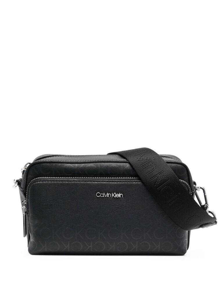 Calvin Klein logo-pattern camera bag - Black Cover