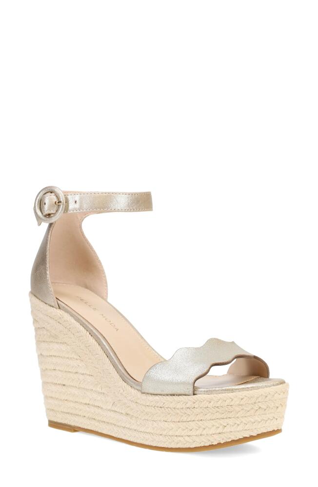 Pelle Moda Ryne Wedge Platform Sandal in Platinum Gold Cover