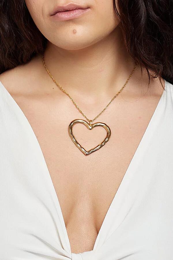 Deux Lions Jewelry Lulu Heart Necklace in Gold Cover